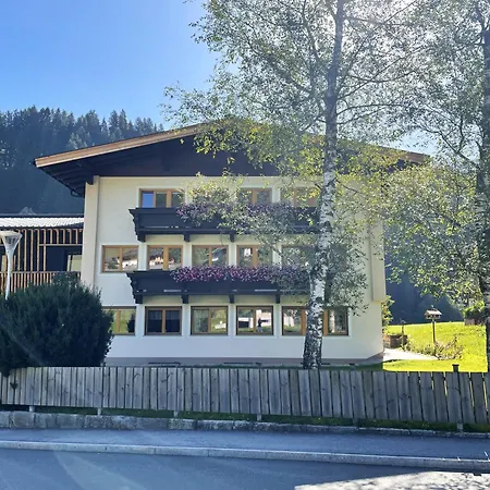 Gaestehaus Fohringer * Kelchsau